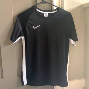 Youth XL Nike shirt